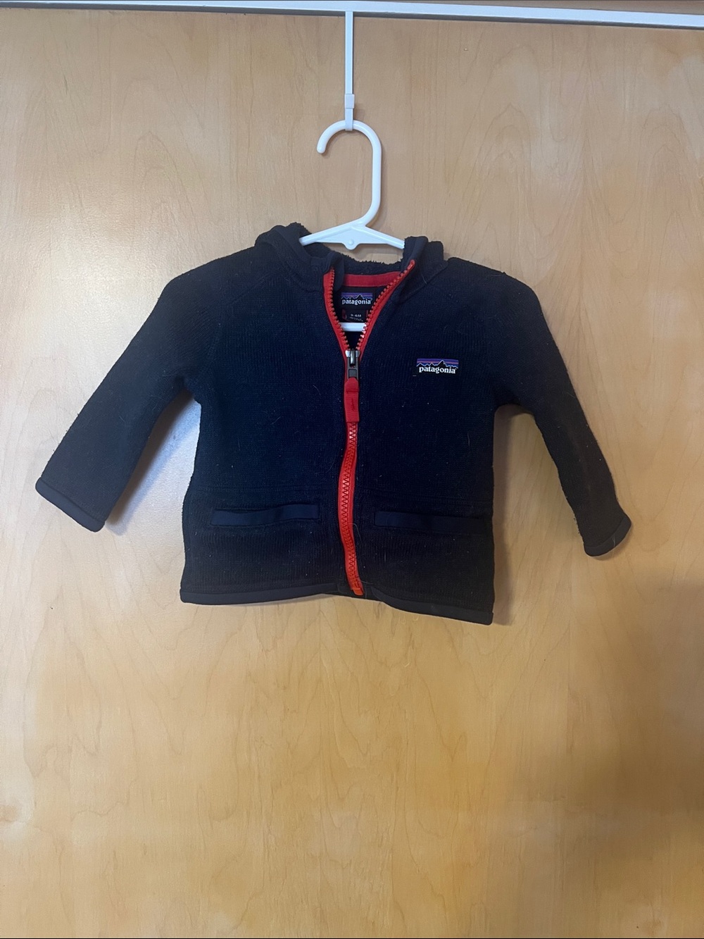 Patagonia Navy Baby better sweater fleece Jacket with Red Zipper